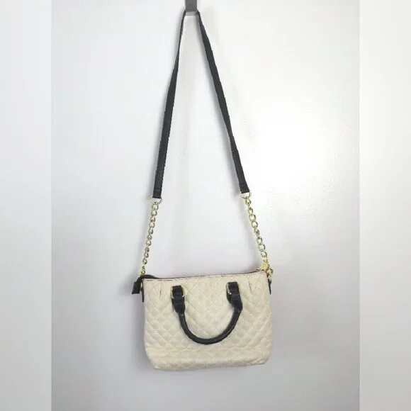 Betsey Johnson Womens Pink Quilted Shoulder Bag - Picture 9 of 14